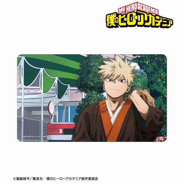画像1: ※5月10日まで受付※【予約】マルチデスクマット TVアニメ『僕のヒーローアカデミア』 描き下ろし 爆豪勝己 花やしきver. [8月下旬] (1)