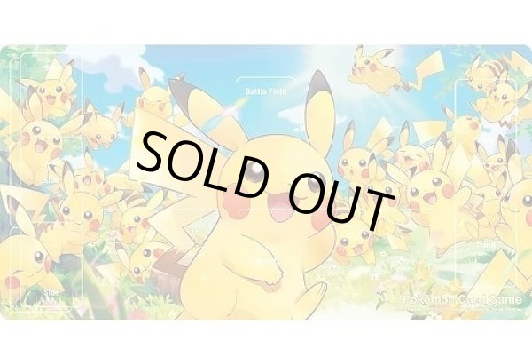 ポケカサプライ】[プレイマット]ラバープレイマット ピカチュウ大集合